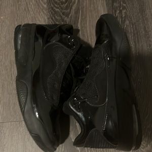 Jordan Max Aura 2
Triple Black